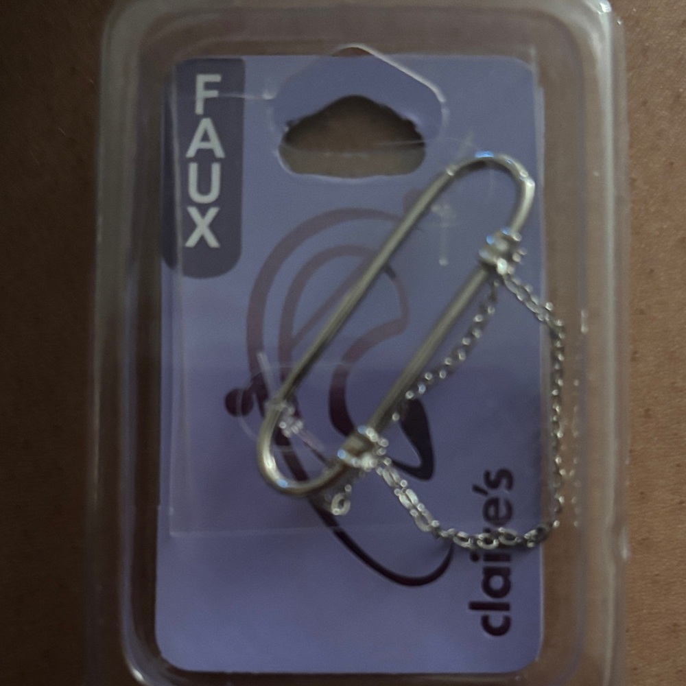 Claire's Silver Faux Ear Cuff with Chain